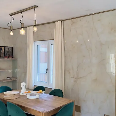 Duck Palace For 6 * Moniga del Garda