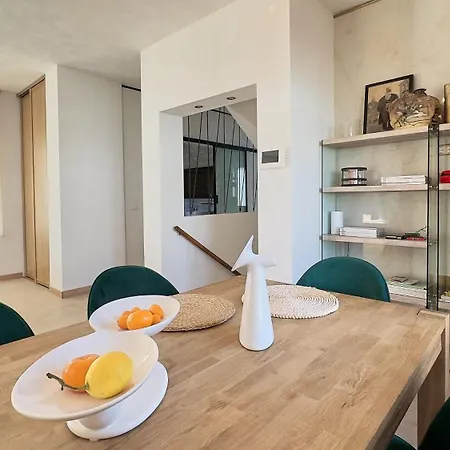 Duck Palace For 6 Apartment *
